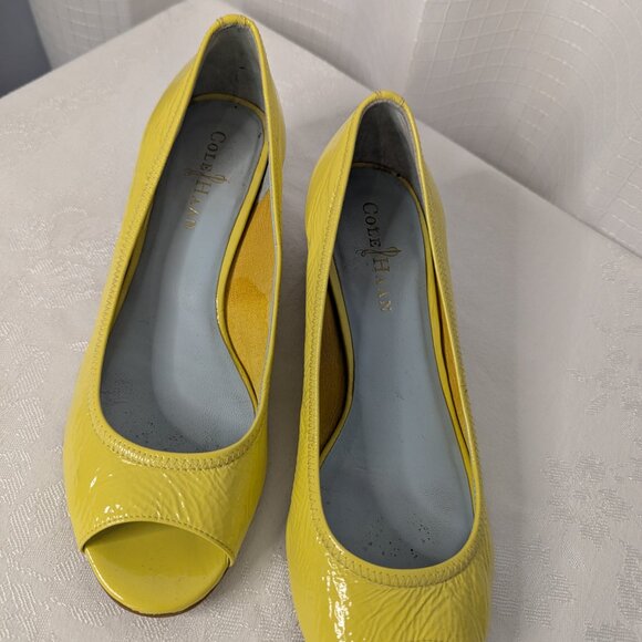 Cole Haan Citrus Peep Toe Wedges , Patent Leather, Size 7B - Picture 3 of 6